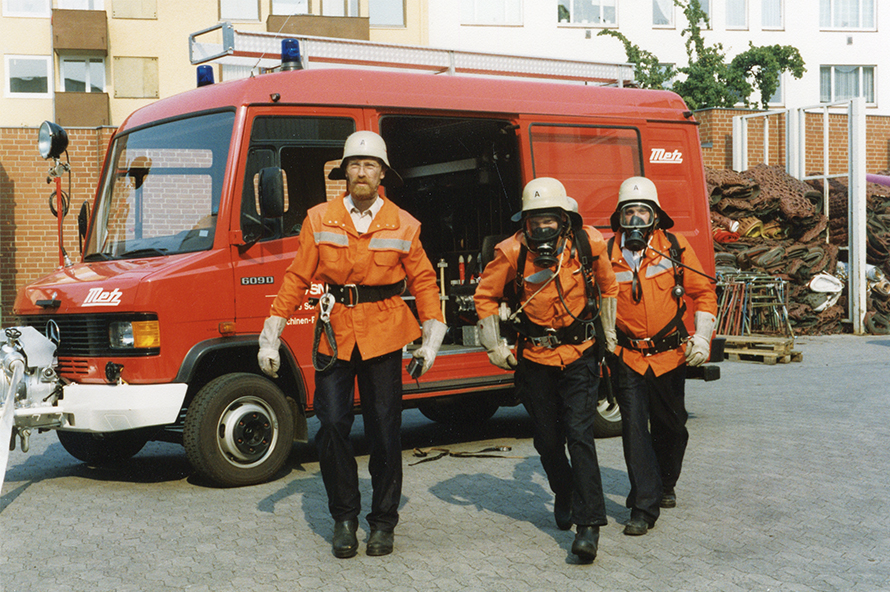 Photo taken in 1990 of the VSM plant fire brigade with respirators